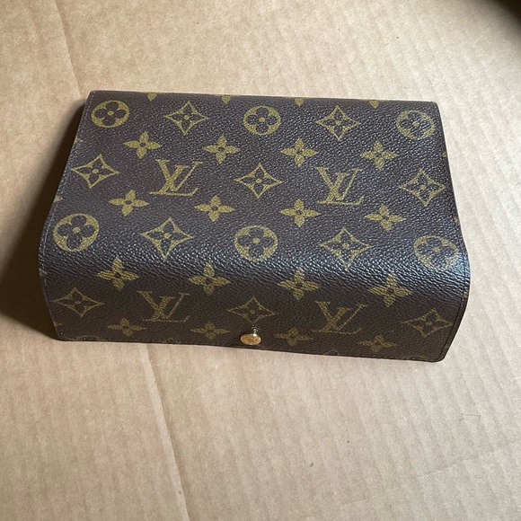 ✅AUTHENTIC LONG SARAH WALLET LOUIS VUITTON - Picture 12 of 13